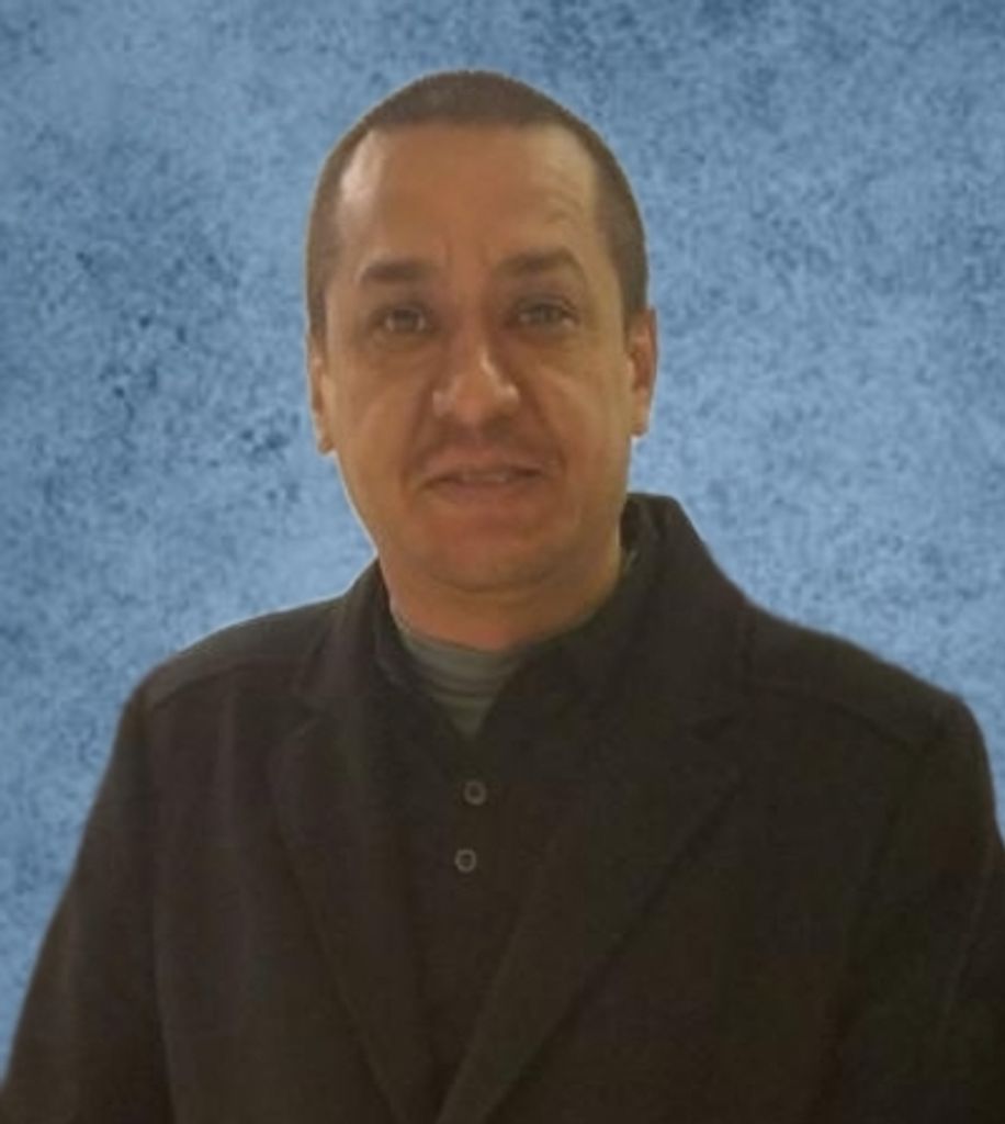 Carlos R. Diaz Profile Photo