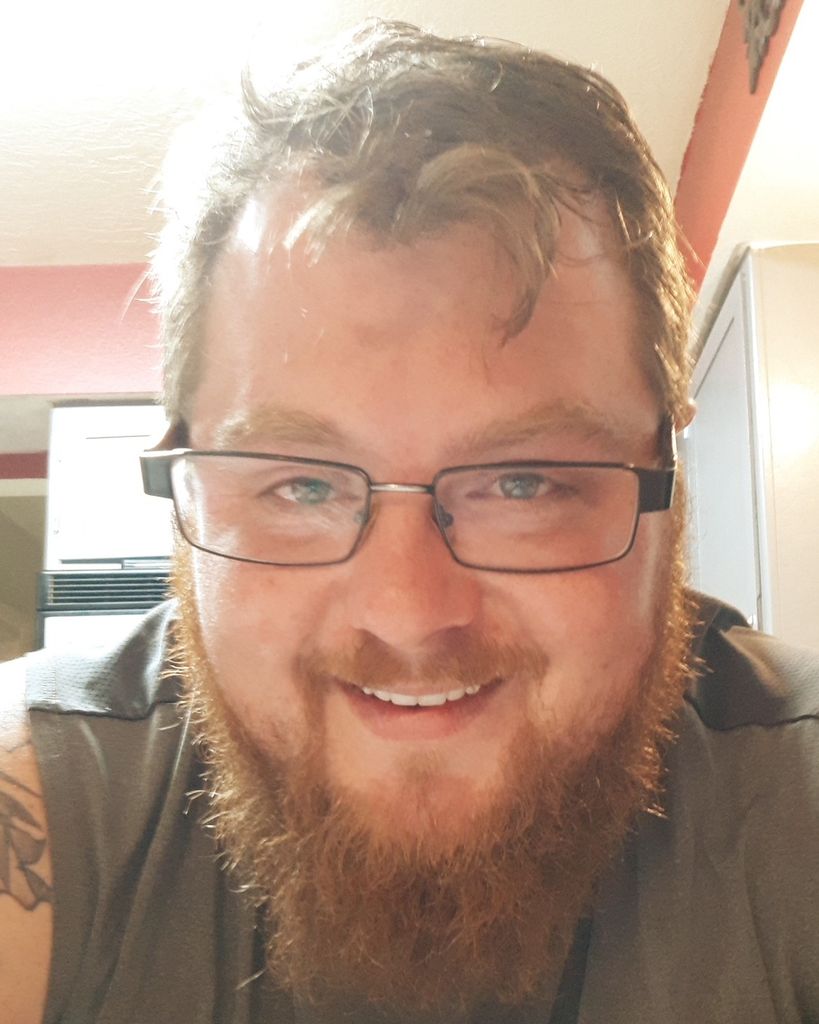 Justin Daniel Hodge Profile Photo
