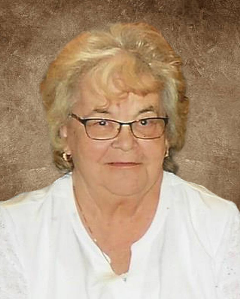 Barbara A. (Kaminski)  Salyers
