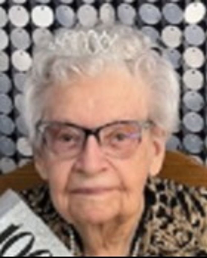 Beverly Maxine Van Oeveren Profile Photo