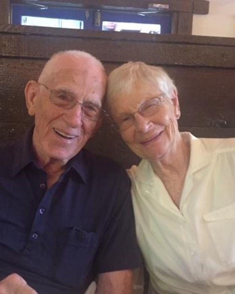 Lloyd & LaVonne Baer Profile Photo