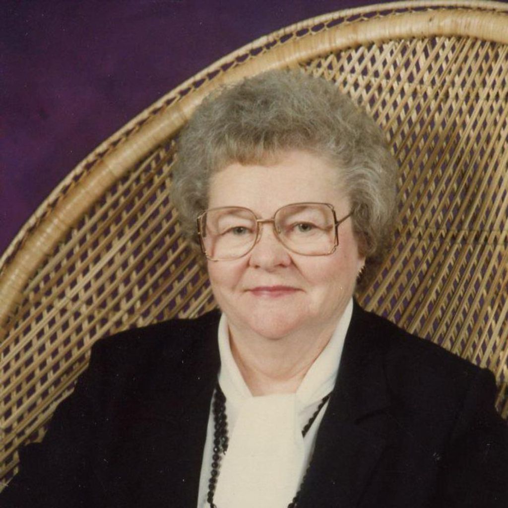Helen L Caveny Profile Photo