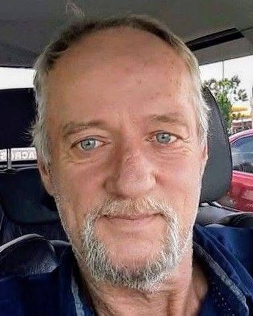 Carl Beach Profile Photo