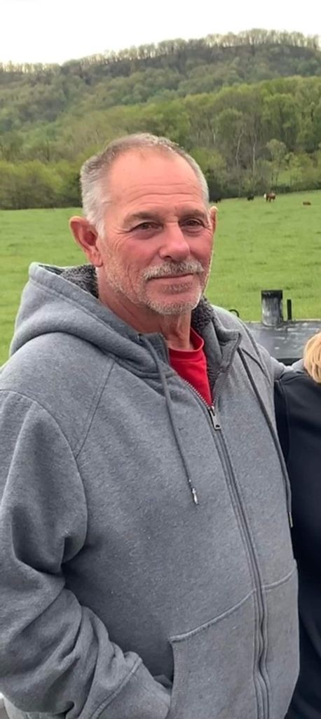 Michael "Mike" Wayne Showman Profile Photo