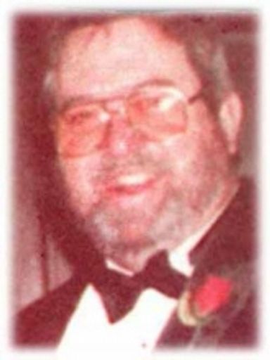 Dennis D. Hiatt photo gallery thumbnail 1 of 1