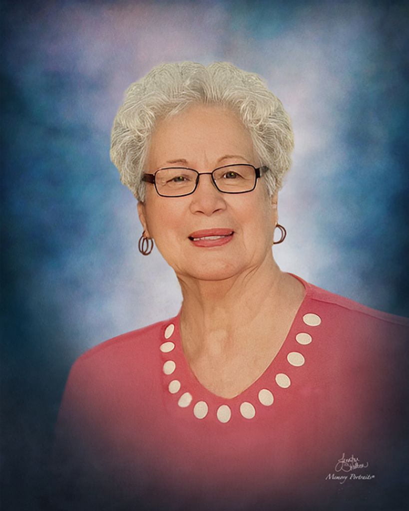 Gloria Flores Profile Photo
