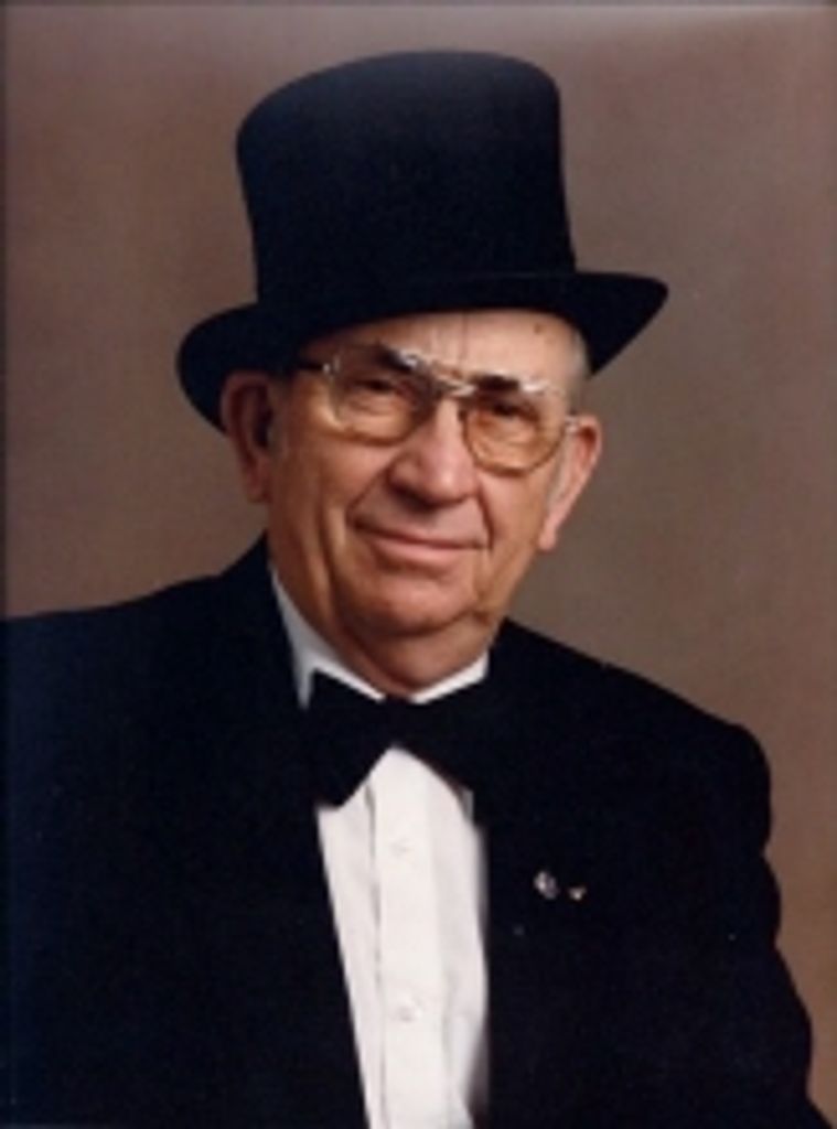 Carl  G. HARMON