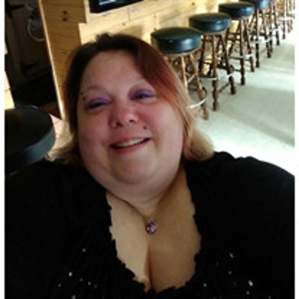 Nicole R. Hinkley