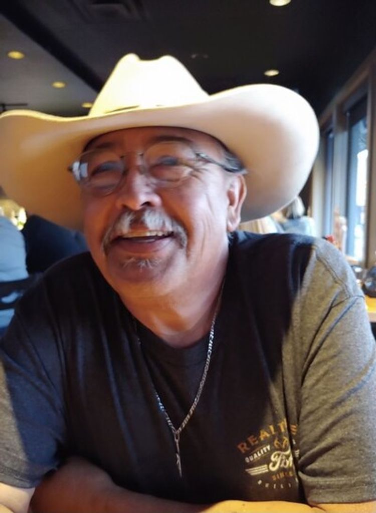 Rosando Martinez Profile Photo