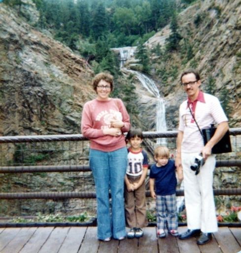Karen Browning Penisten photo gallery thumbnail 143 of 200