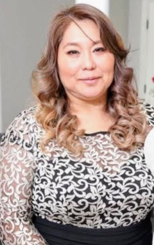 Maria Tomasa Perrett Profile Photo