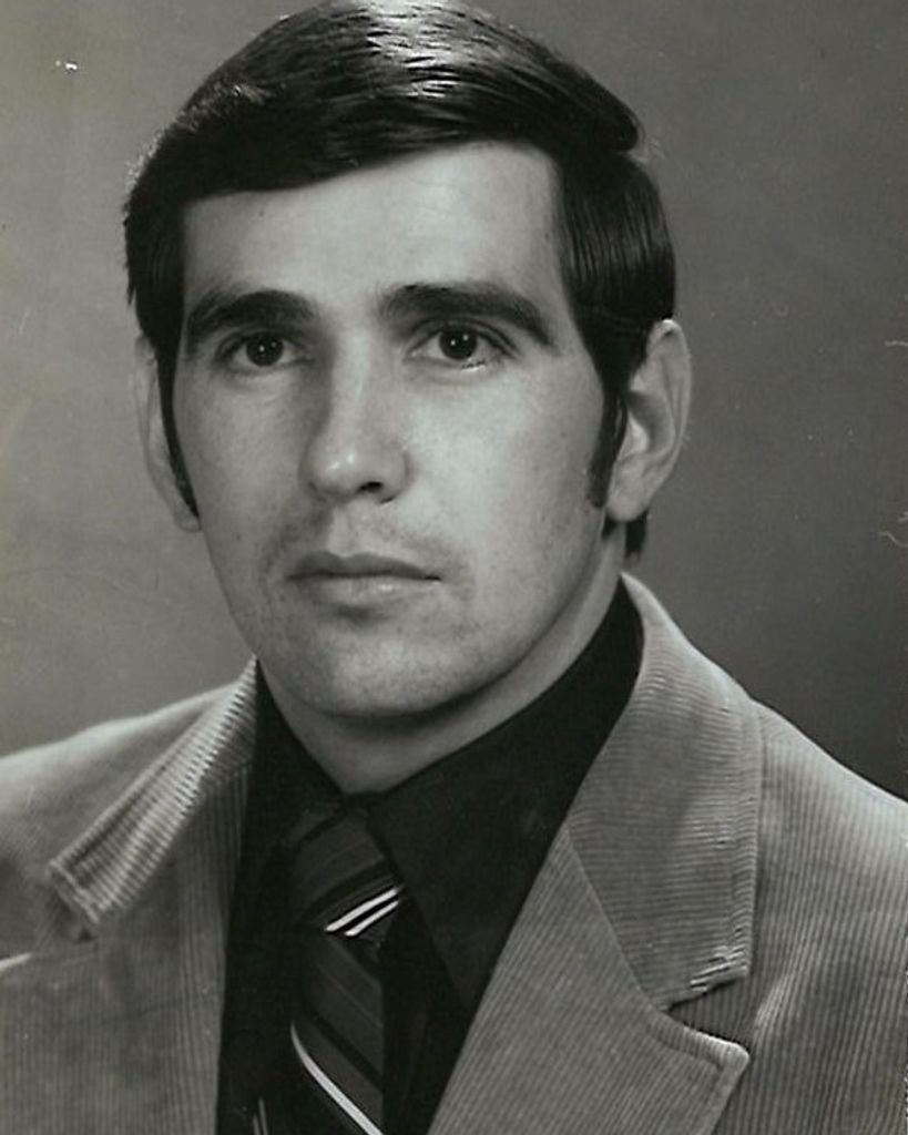 Johnny Howard Burks Profile Photo