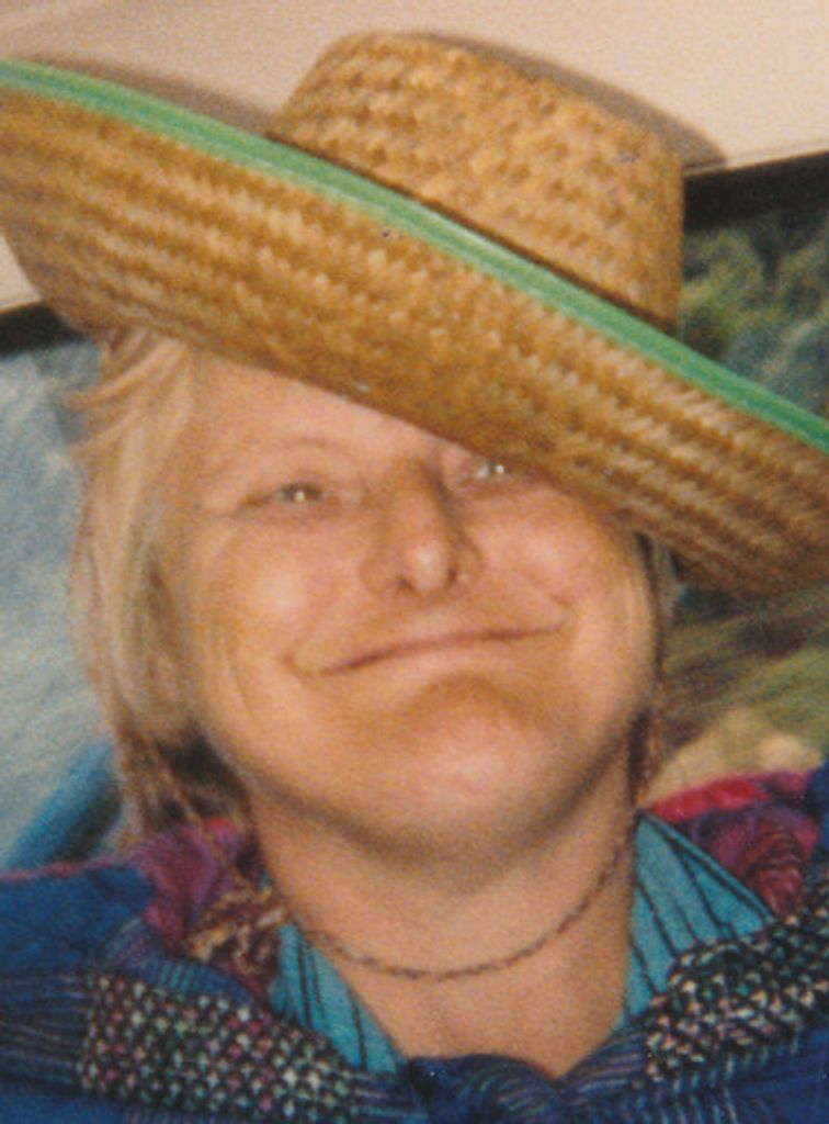 Clara Esther La Mott