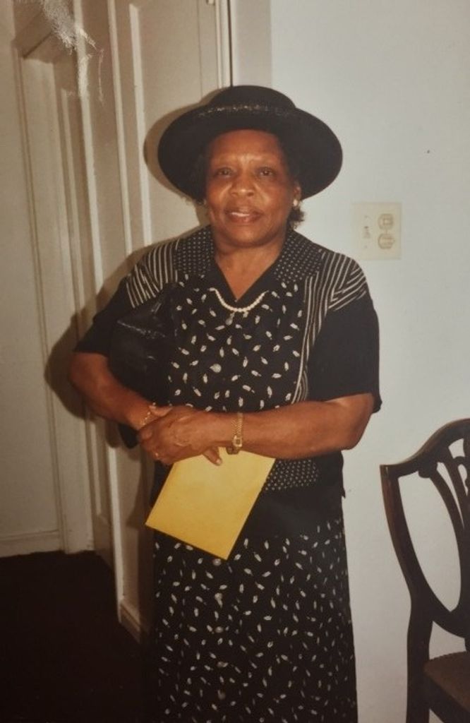 Reba Murrell