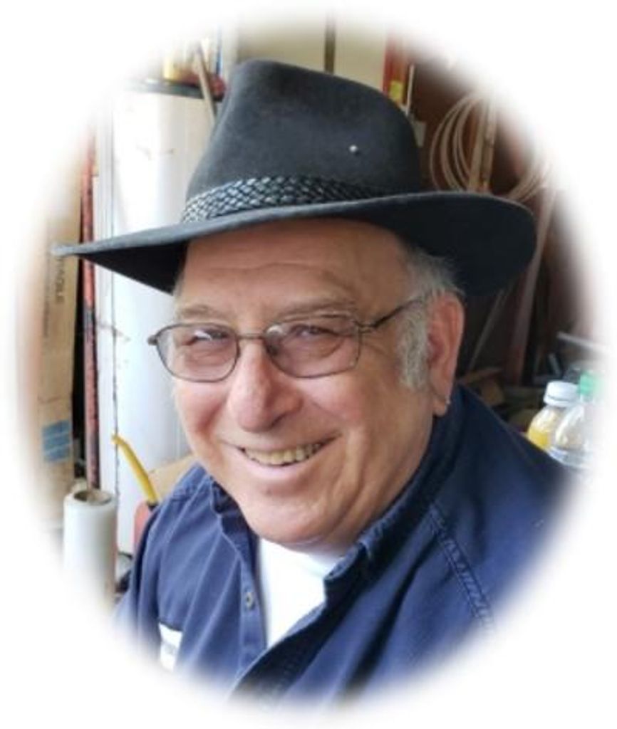 Roman Reyna Profile Photo