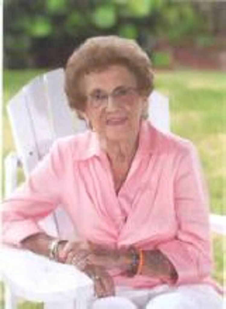 Nora Dacus