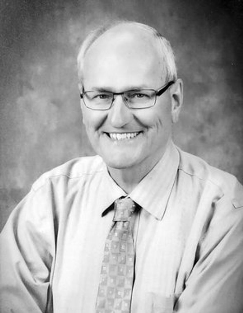 Lowell Thomas Snodgrass Profile Photo