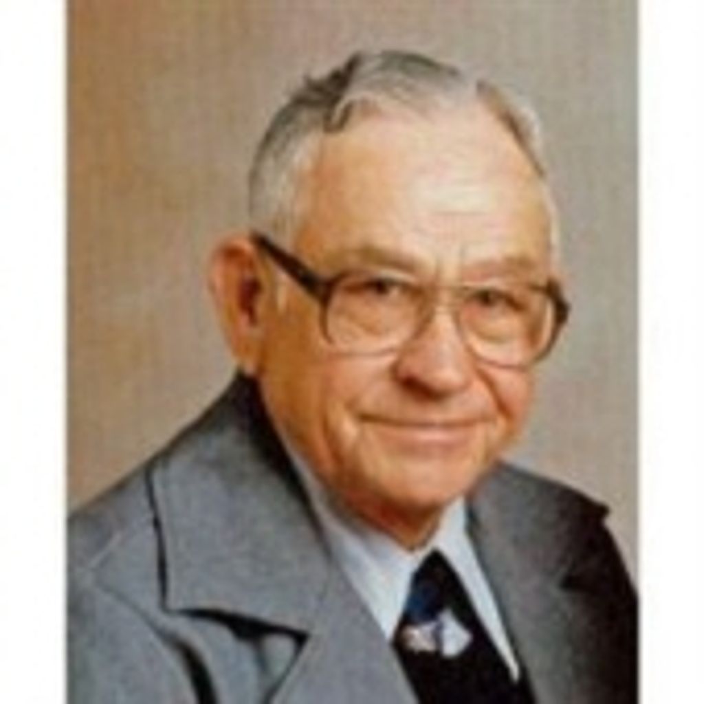 Earl Lackey