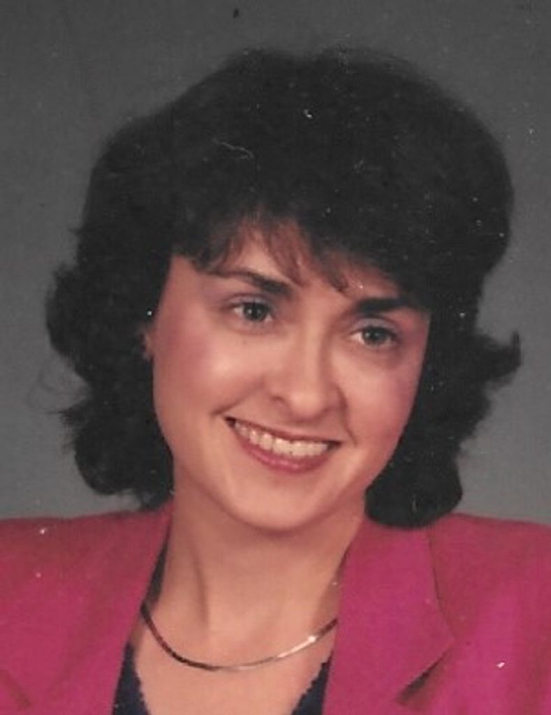 Robyn Lynn Garrett Fukushima Profile Photo