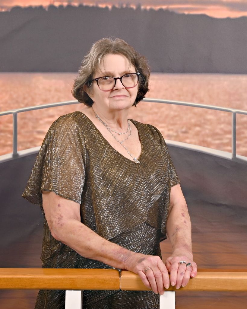 Naomi Eileen Homard