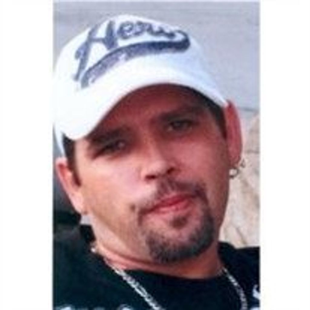 Chad  E. Quandt