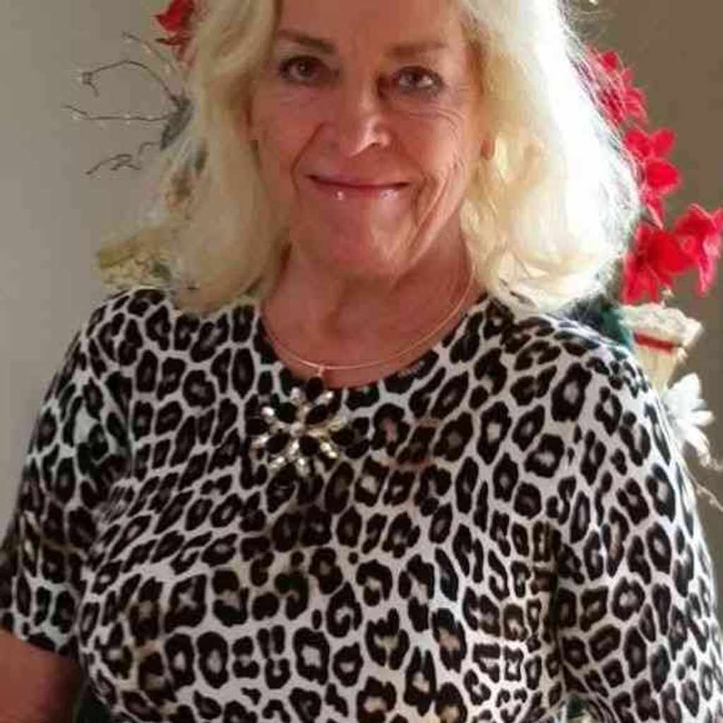 Karen Lynne Faulkner-Larsen Profile Photo