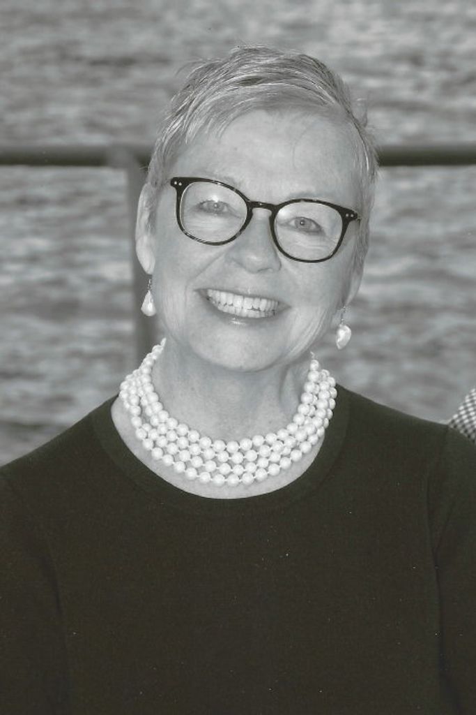 Suzanne Carlin