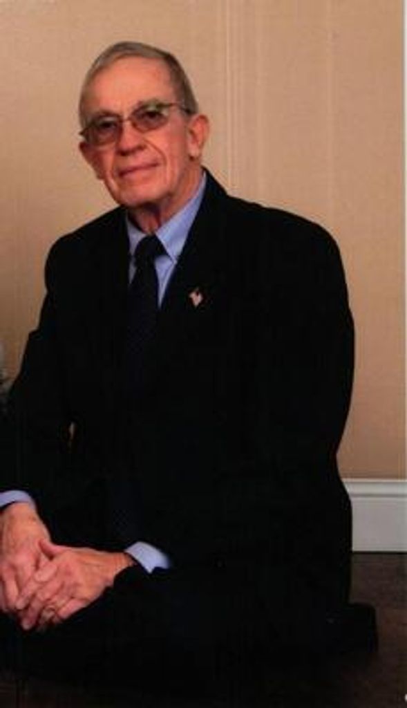 Dennis Michael Webb Profile Photo