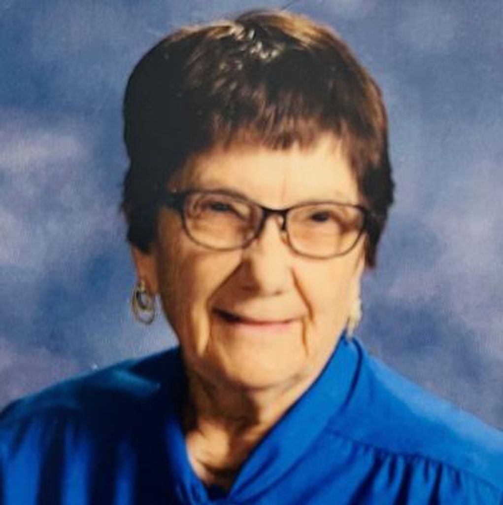 Carolyn R. Fischer Profile Photo