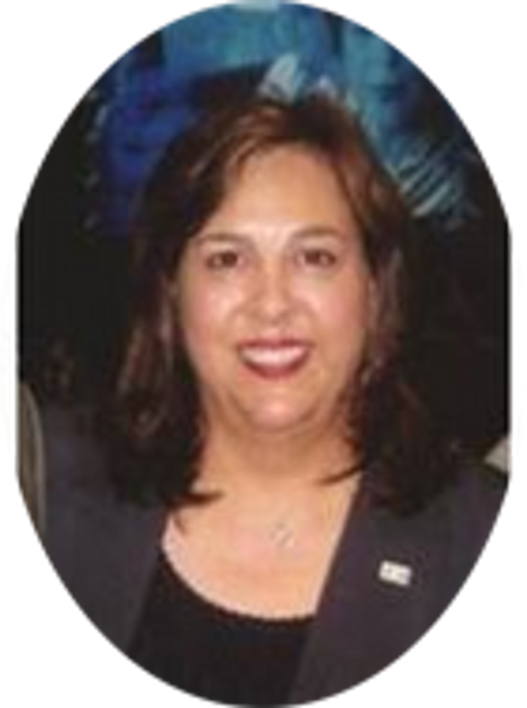 Perlita Montemayor De Leon