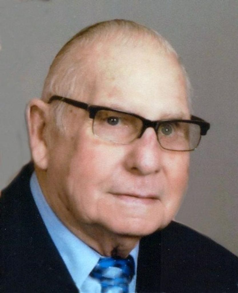 Alvin Hall Profile Photo