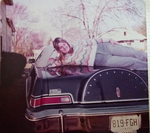 Dinah Sue Demas photo gallery thumbnail 8 of 44