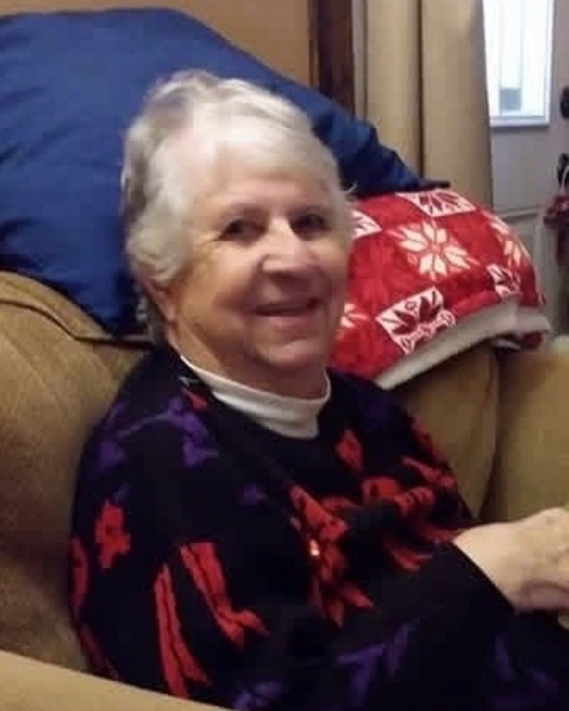 SHIRLEY JOYCE HOOKS