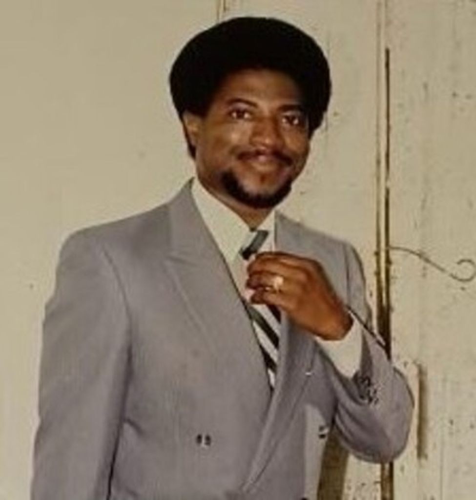 Ernest Thompkins Profile Photo