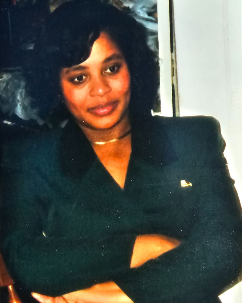 Sabrina Sadler Lewis Profile Photo