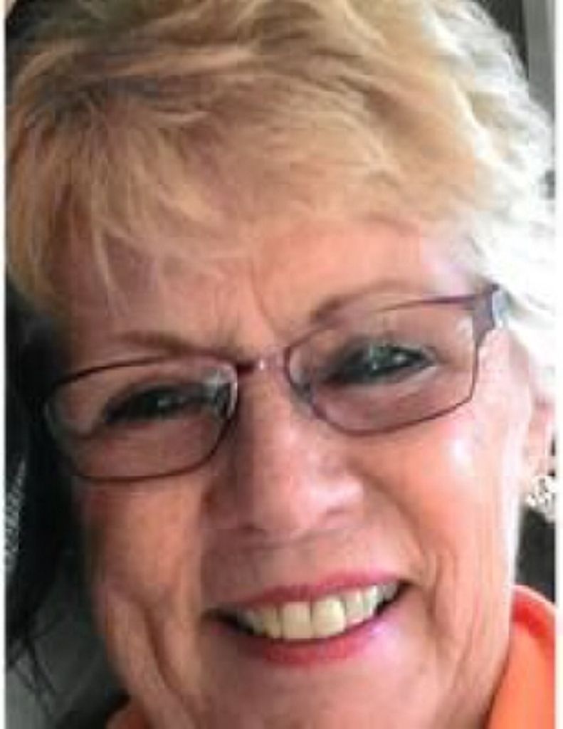 Bonnie Herzog Profile Photo