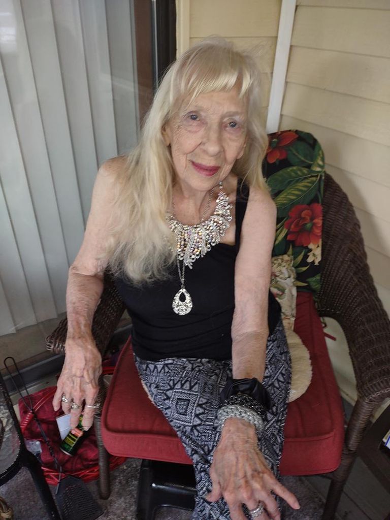 Joyce Bratcher Giles