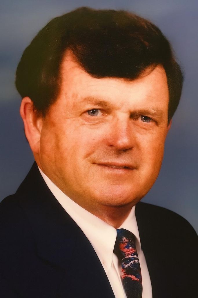 Earl Franklin Moore Profile Photo