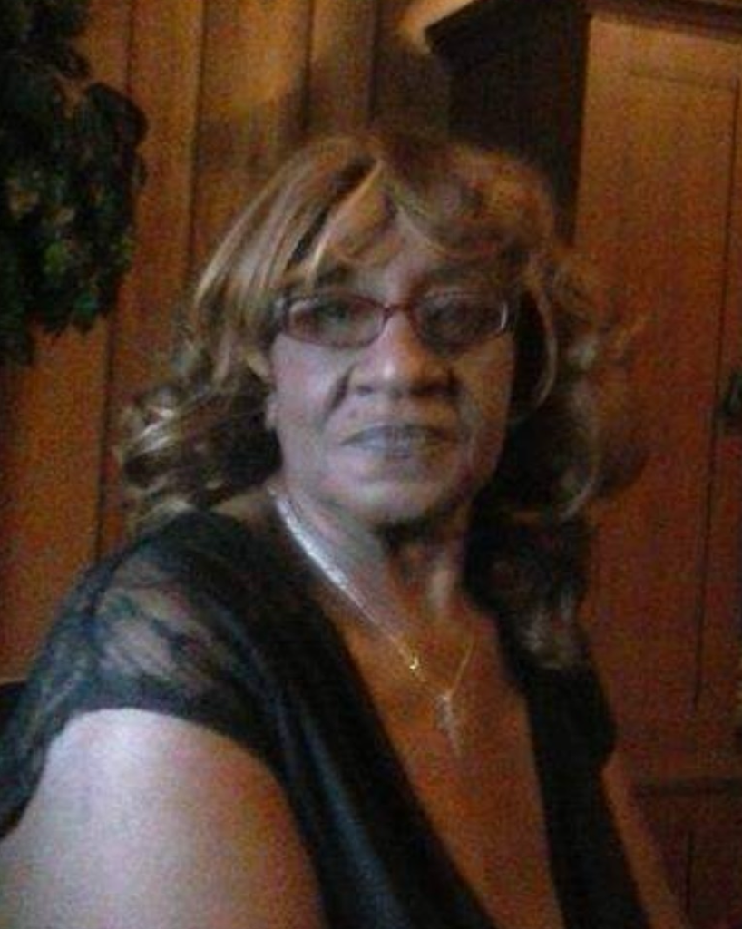 Effie Rose Cooper Profile Photo