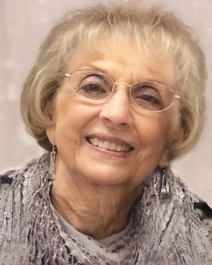Vernal Elaine Renard McClymond Profile Photo