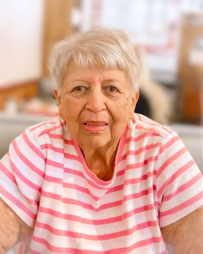 Garnett Sandra (Fields)  Saffield