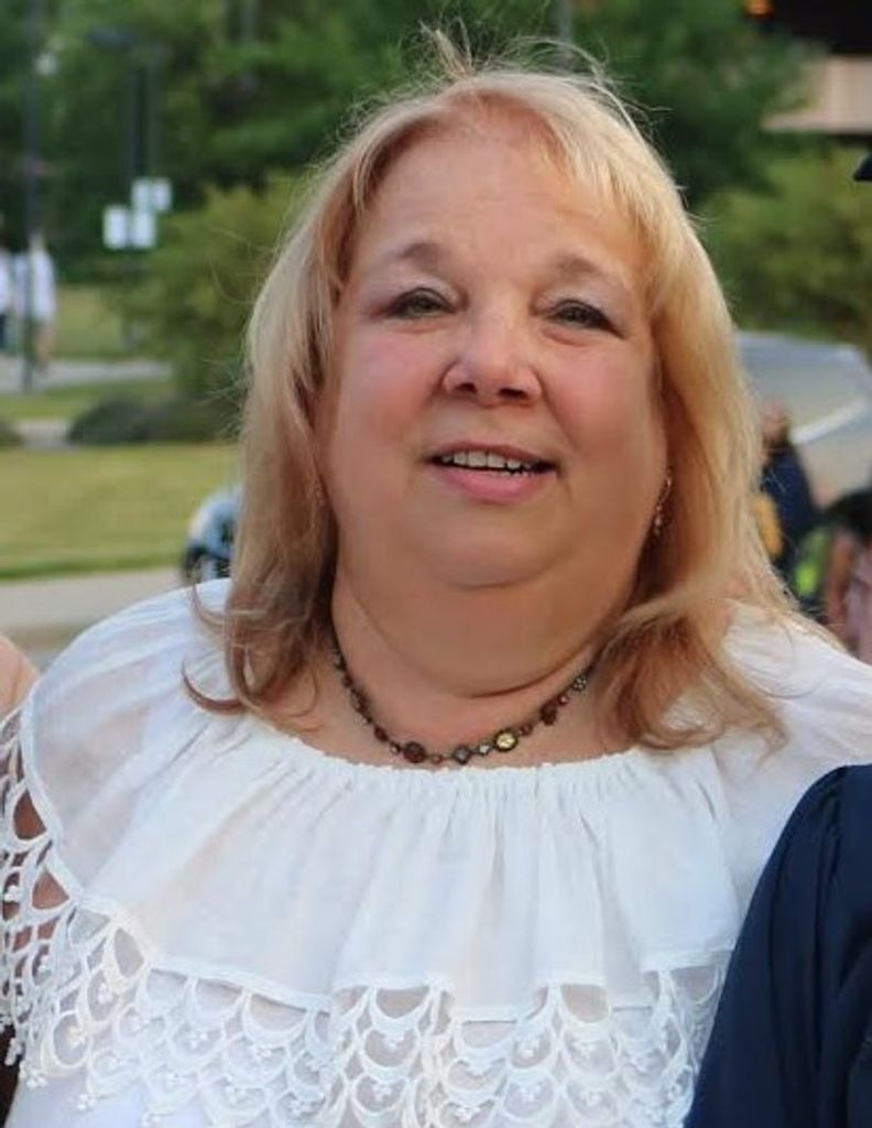 Christine Lykins Profile Photo