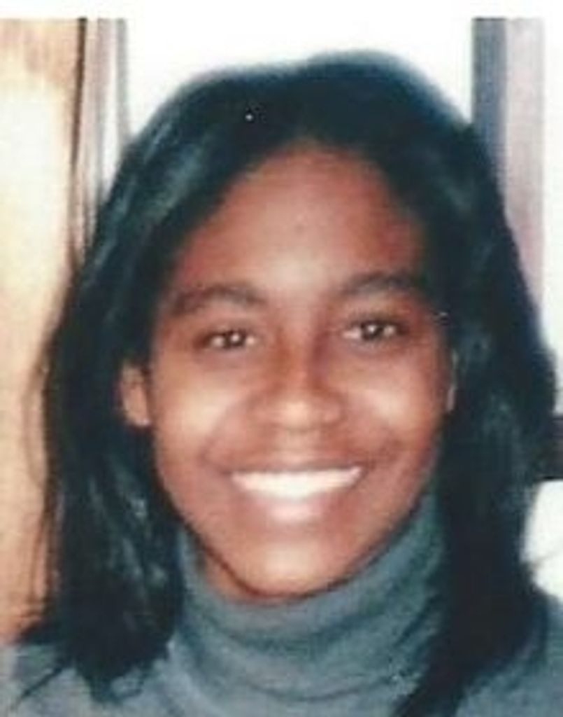 Ms Antoinette Gordon