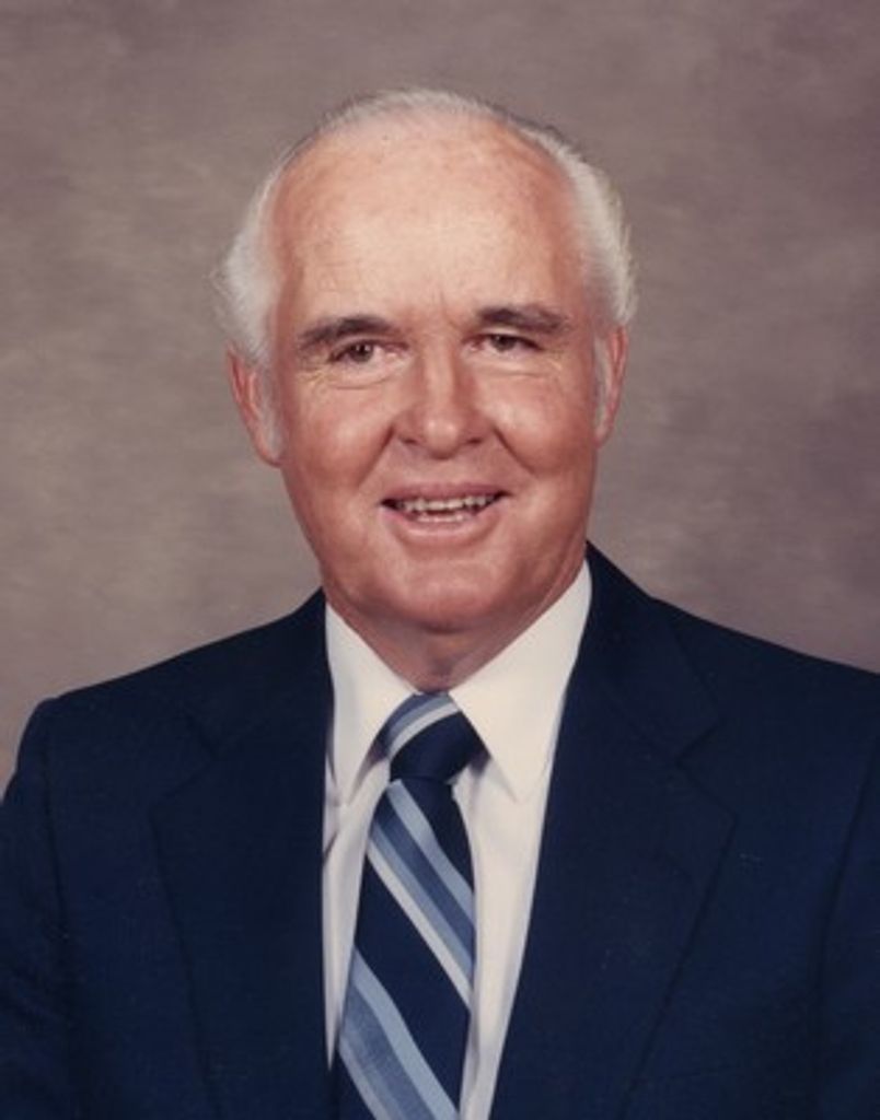 Mr.Lloyd Cowan Profile Photo