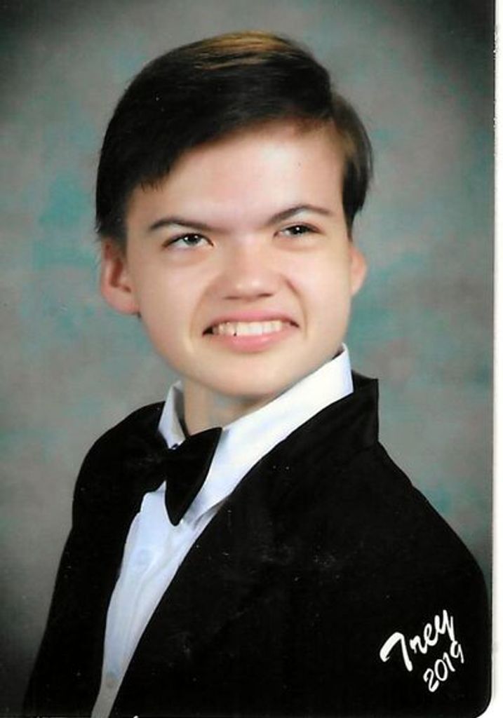 Trey Robertson Profile Photo