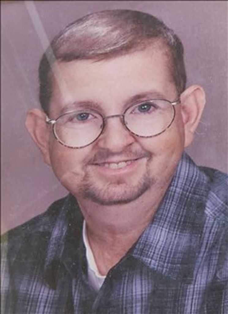 Michael James Lowe Profile Photo