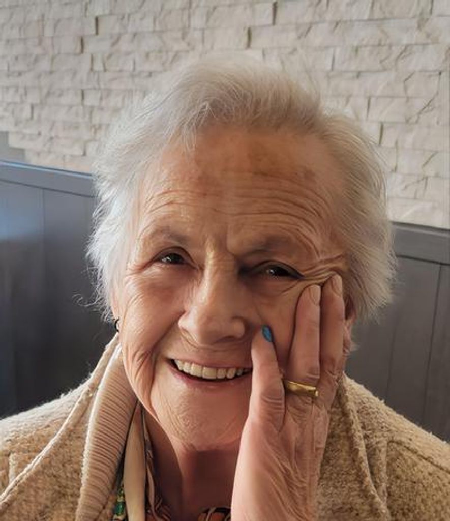 Dorothea Elaine "Dot" Vail Profile Photo
