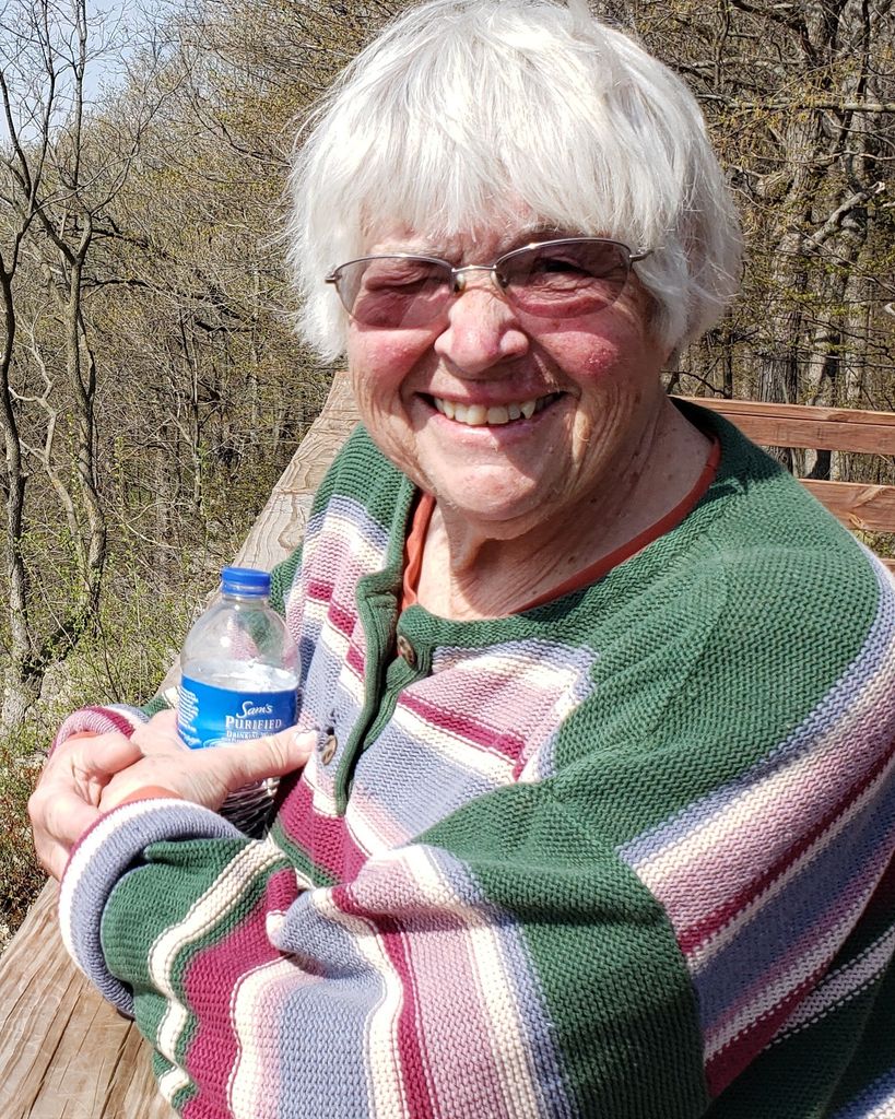Valerie G Lund