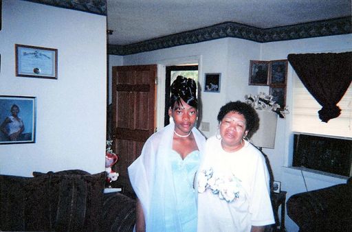 Earline Wilson photo gallery thumbnail 27 of 85
