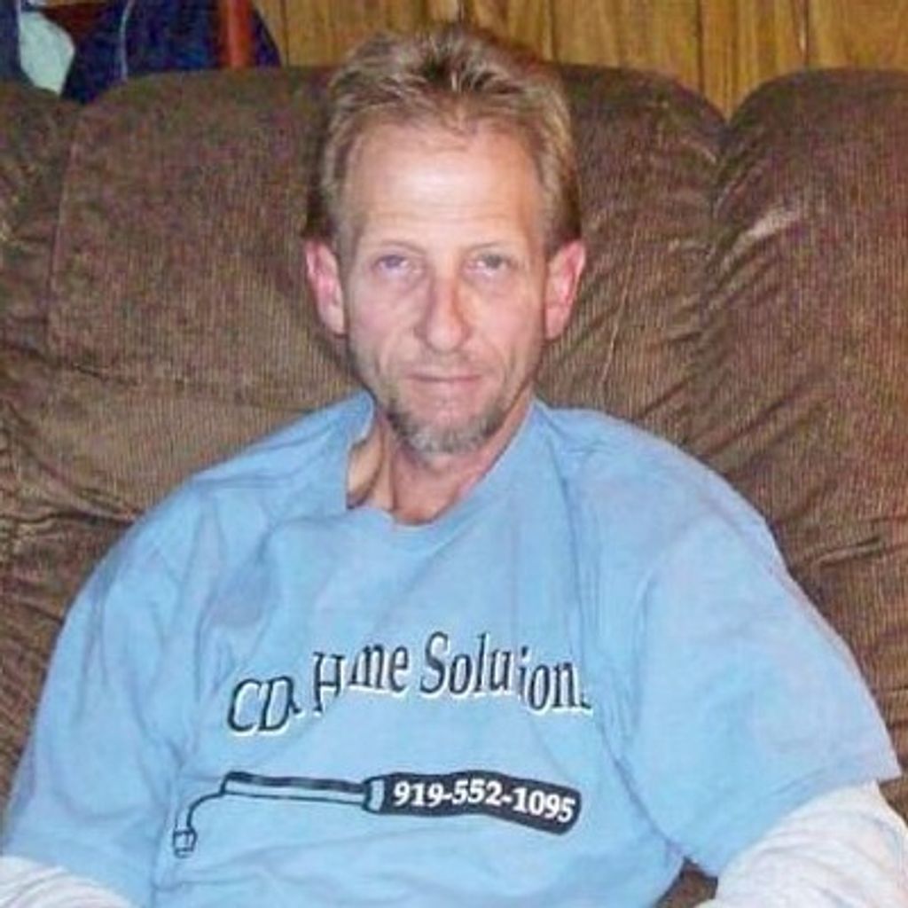 Robert William West Jr. Profile Photo